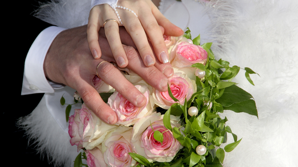 10 Tips for Dealing with Married Life Challenges 10 Tips for Dealing with Married Life Challenges